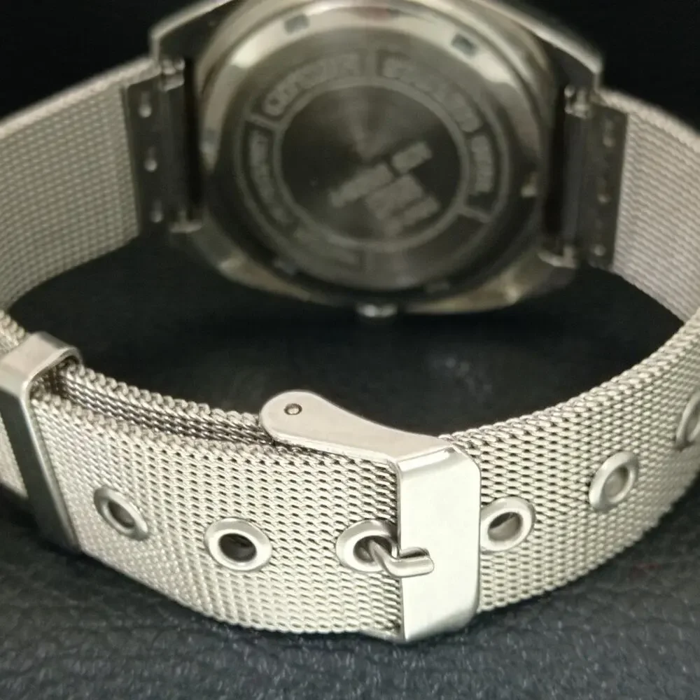 Vintage 1986 Citizen Manual Wound Mens Silver Watch & Black accents
